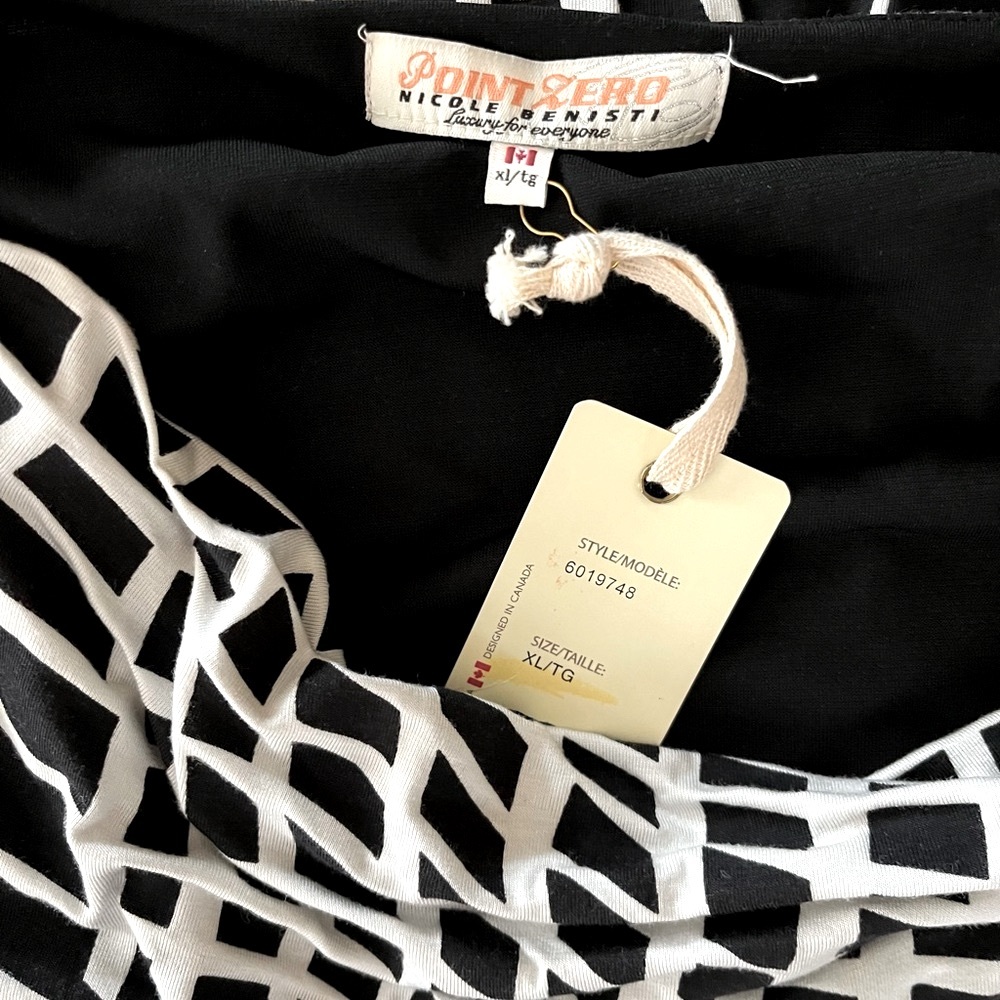 🆕 Point Zero Size XL Black & White geometric design knee-length dress - Picture 9 of 11
